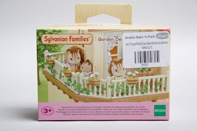 sylvanian families garden decoration set