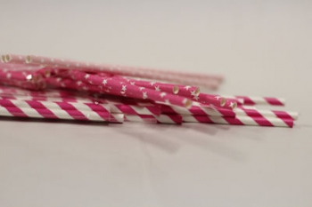 Pink Paper Straws/1/1